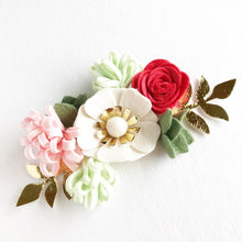 Load image into Gallery viewer, Heartgrooves Handmade Mini Felt Flower Kit "Strawberry Mint"