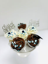 Load image into Gallery viewer, Plume Bake Shoppe Cupcakes “Graduation Trio"