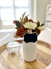 Load image into Gallery viewer, Felt Flower Workshop Sat Oct 18th 10AM
