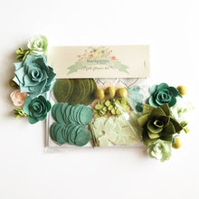 Load image into Gallery viewer, Heartgrooves Handmade Felt Flower Craft Kit &quot;Succulent&quot;
