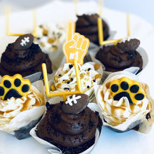 Load image into Gallery viewer, Plume Bake Shoppe Cupcakes “Game Day” Assortment
