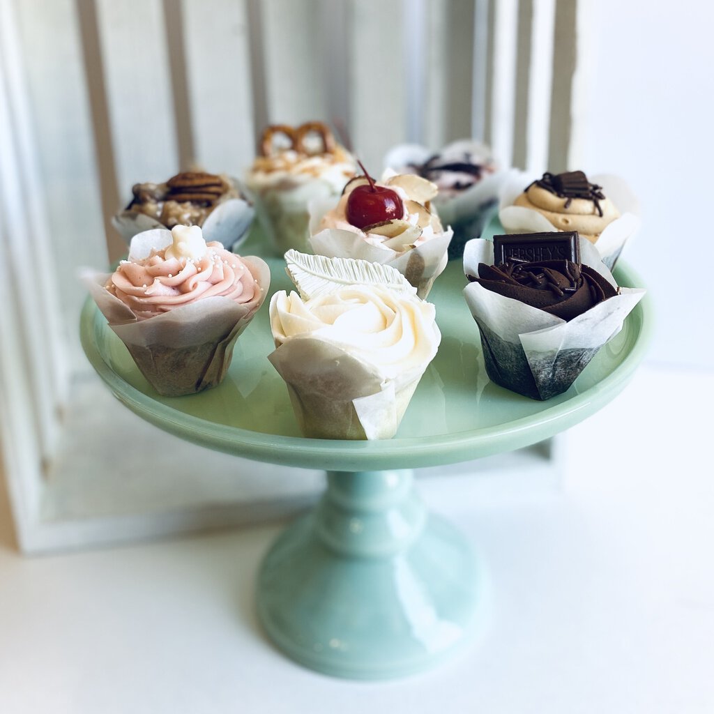 Plume Bake Shoppe Cupcakes “Signature Assortment