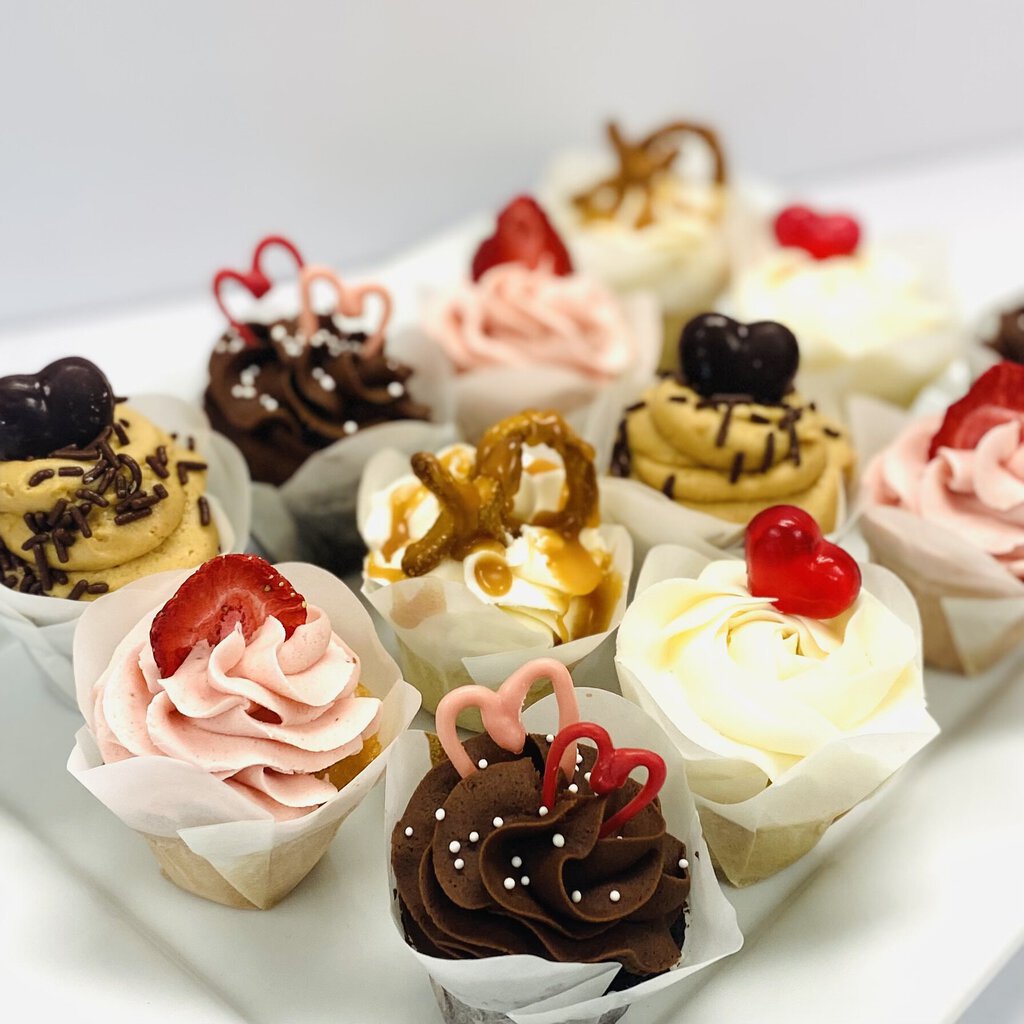 Plume Bake Shoppe Cupcakes “Hello Love” Valentine Assortment (Pre-Order!)